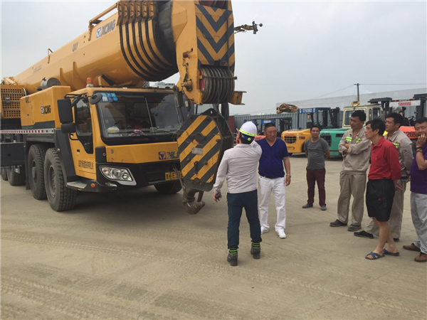 DF2283AFB181C21EACD0B420A725CF9A